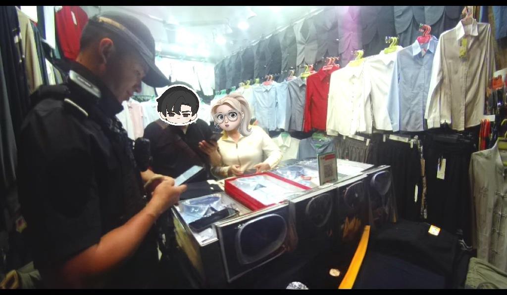 DƬ